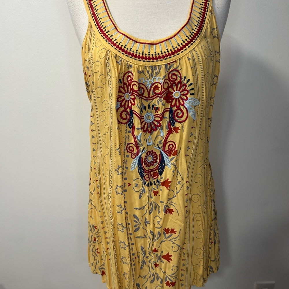 ONE WORLD Yellow Embroidered Tank Top